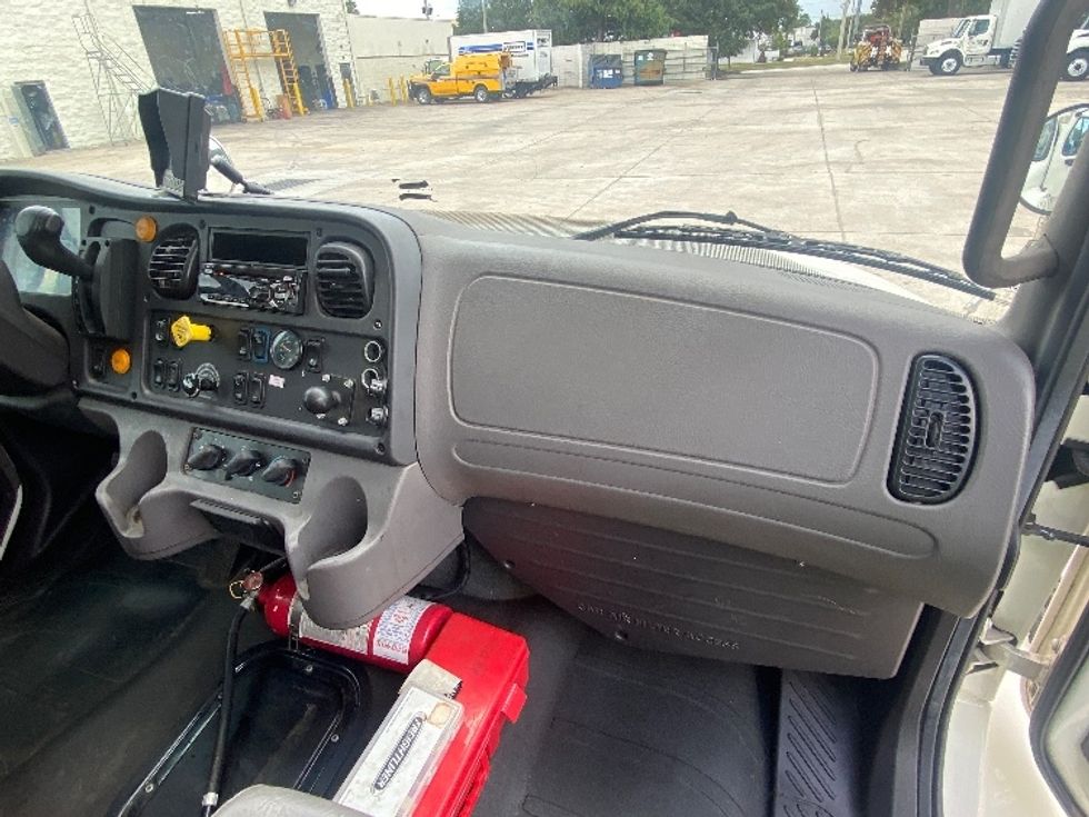Medium Duty Box Truck-Light and Medium Duty Trucks-Freightliner-2020-M2-Orlando-FL-296,823\n\t\tmiles-$ 23,000 - Image 21