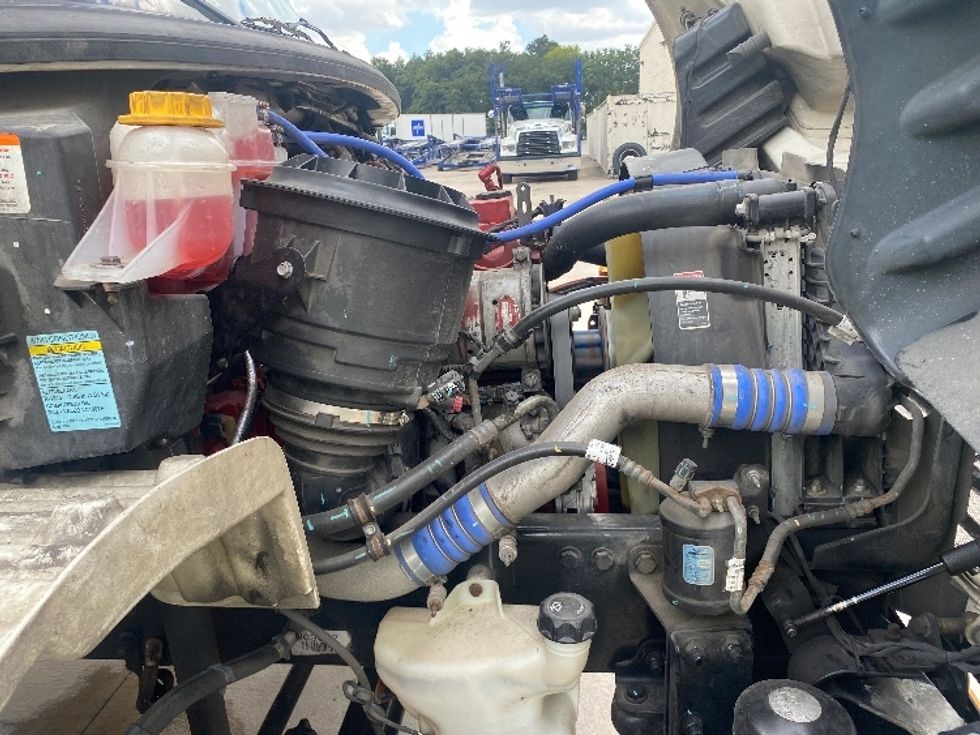 Medium Duty Box Truck-Light and Medium Duty Trucks-Freightliner-2020-M2-Orlando-FL-296,823\n\t\tmiles-$ 23,000 - Image 23