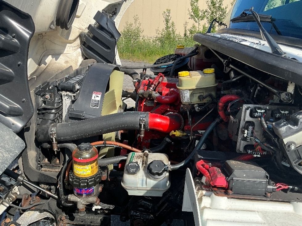 Medium Duty Box Truck-Light and Medium Duty Trucks-Freightliner-2020-M2-Ottawa-ON-234,199\n\t\tkm-$ 68,000 - Image 24