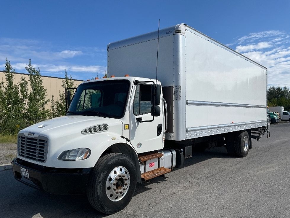 Medium Duty Box Truck-Light and Medium Duty Trucks-Freightliner-2020-M2-Ottawa-ON-234,199\n\t\tkm-$ 68,000 - Image 3