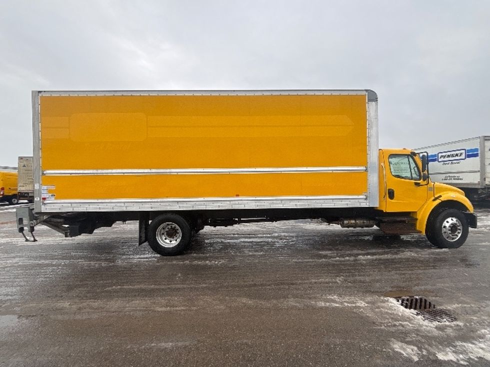 Medium Duty Box Truck-Light and Medium Duty Trucks-Freightliner-2020-M2-Ottawa-ON-234,890\n\t\tkm-$ 72,500 - Image 15