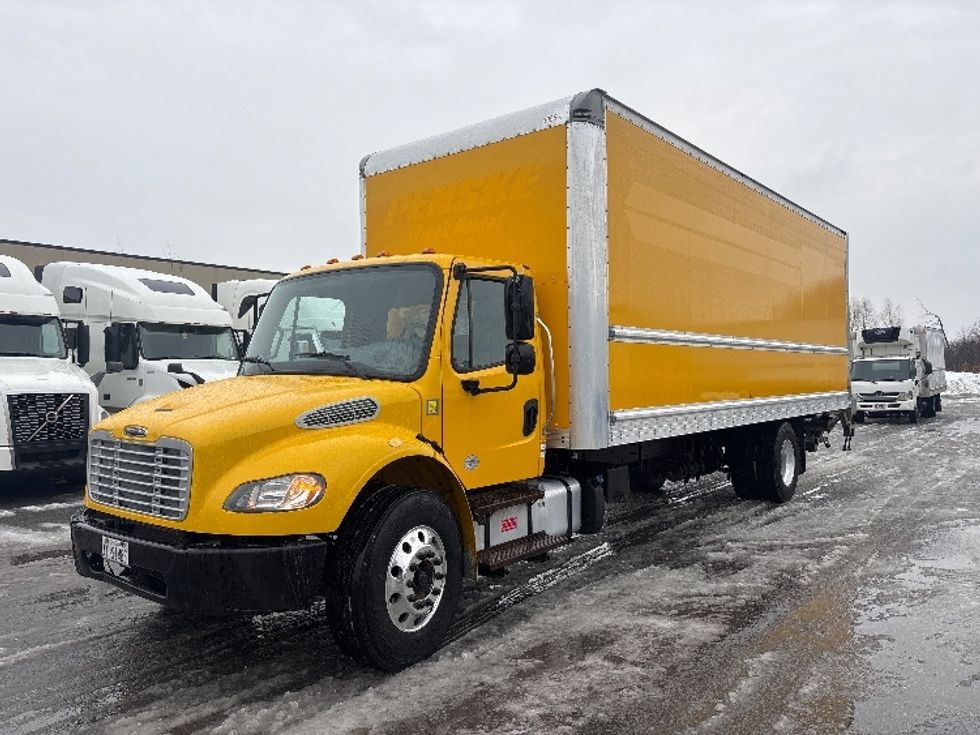 Medium Duty Box Truck-Light and Medium Duty Trucks-Freightliner-2020-M2-Ottawa-ON-234,890\n\t\tkm-$ 72,500 - Image 3
