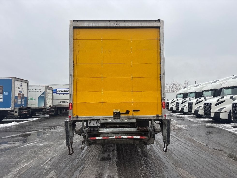 Medium Duty Box Truck-Light and Medium Duty Trucks-Freightliner-2020-M2-Ottawa-ON-234,890\n\t\tkm-$ 72,500 - Image 7