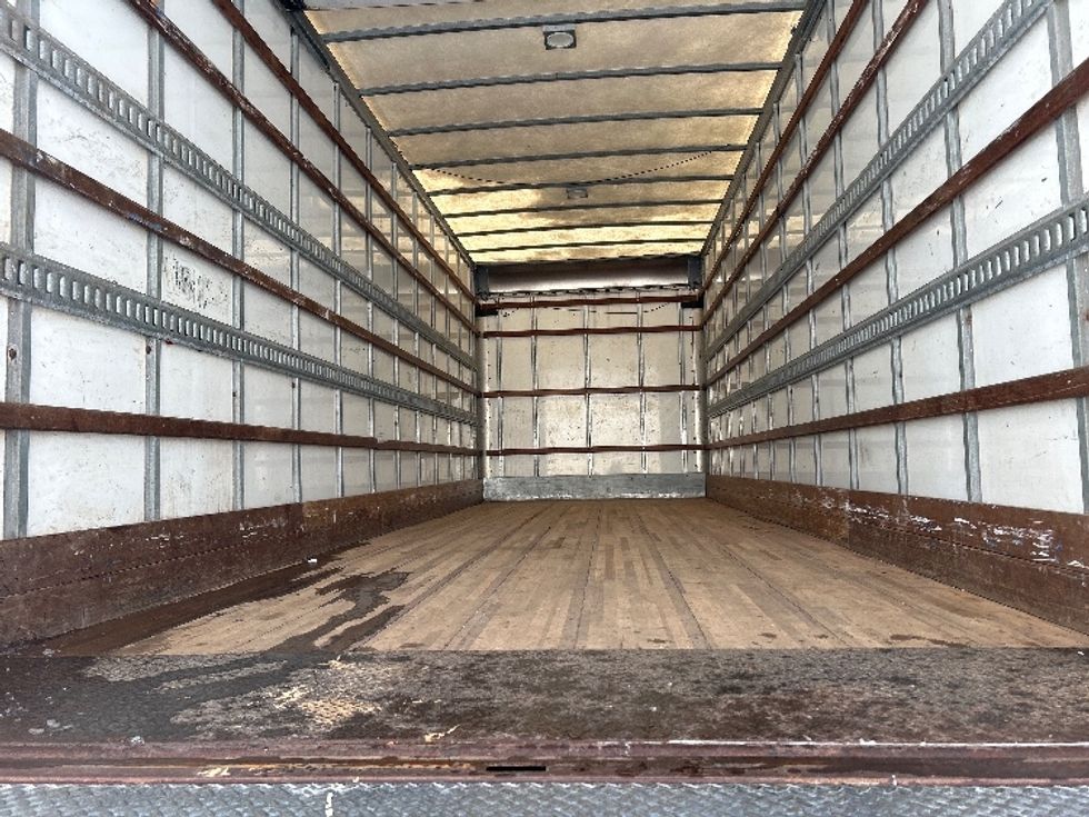 Medium Duty Box Truck-Light and Medium Duty Trucks-Freightliner-2020-M2-Ottawa-ON-258,032\n\t\tkm-$ 73,750 - Image 11