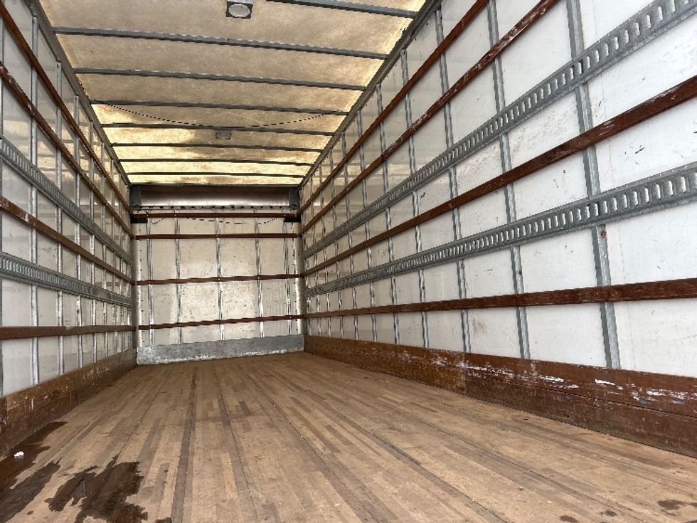 Medium Duty Box Truck-Light and Medium Duty Trucks-Freightliner-2020-M2-Ottawa-ON-258,032\n\t\tkm-$ 73,750 - Image 12