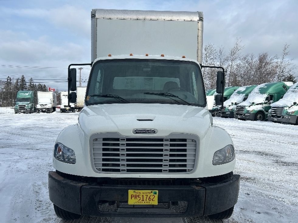 Medium Duty Box Truck-Light and Medium Duty Trucks-Freightliner-2020-M2-Ottawa-ON-258,032\n\t\tkm-$ 73,750 - Image 2
