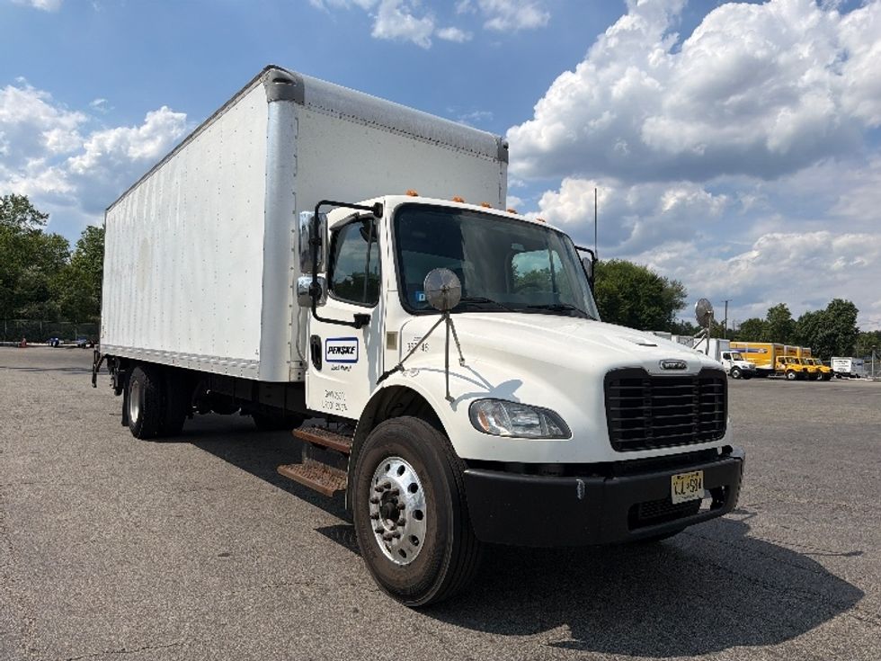 Medium Duty Box Truck-Light and Medium Duty Trucks-Freightliner-2020-M2-Parsippany-NJ-346,021\n\t\tmiles-$ 24,250 - Image 1