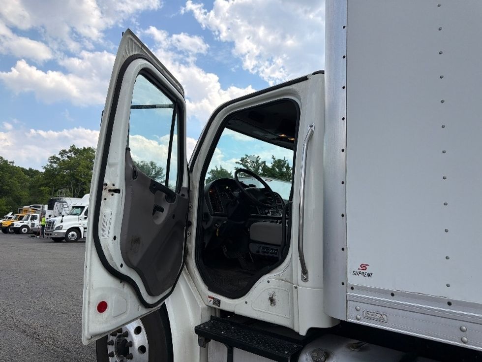 Medium Duty Box Truck-Light and Medium Duty Trucks-Freightliner-2020-M2-Parsippany-NJ-346,021\n\t\tmiles-$ 24,250 - Image 16