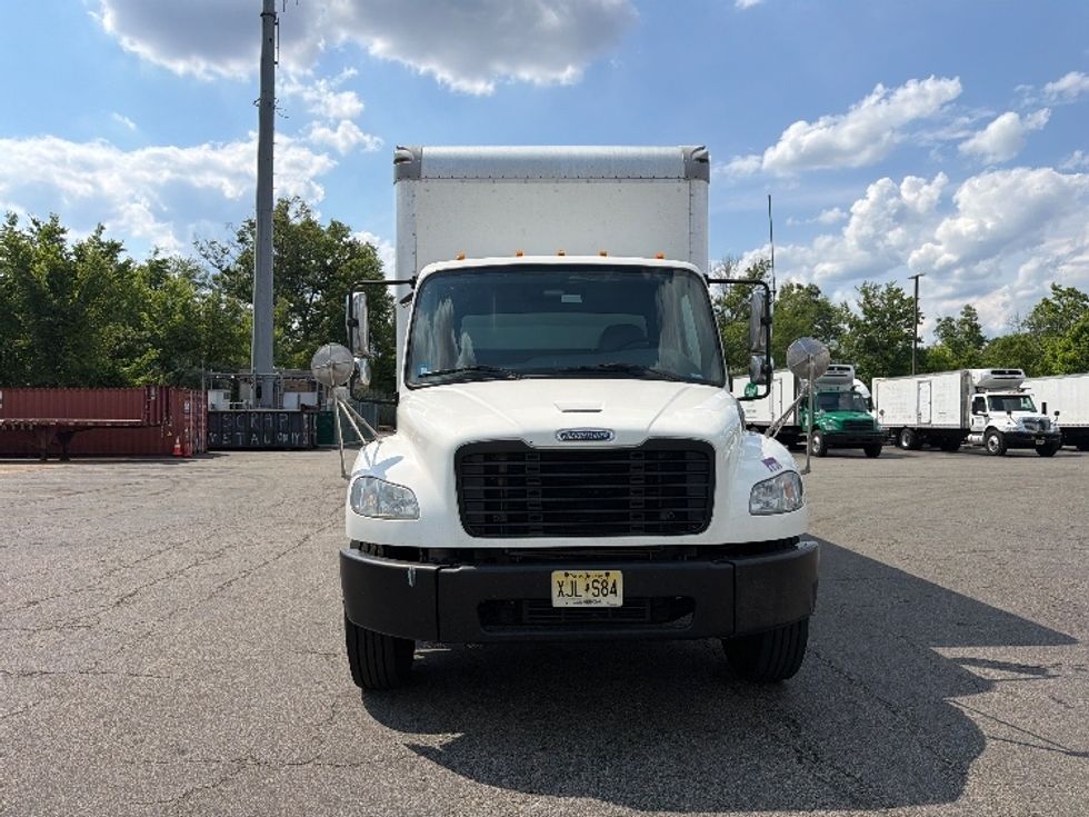 Medium Duty Box Truck-Light and Medium Duty Trucks-Freightliner-2020-M2-Parsippany-NJ-346,021\n\t\tmiles-$ 24,250 - Image 2