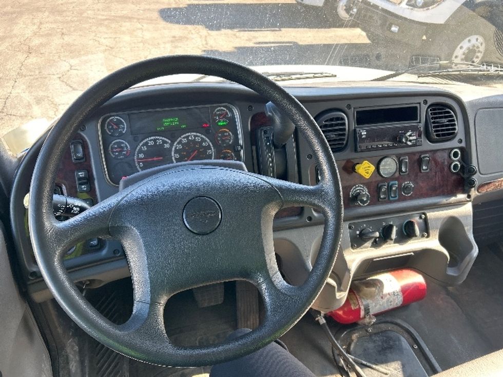 Medium Duty Box Truck-Light and Medium Duty Trucks-Freightliner-2020-M2-Parsippany-NJ-65,692\n\t\tmiles-$ 64,000 - Image 18