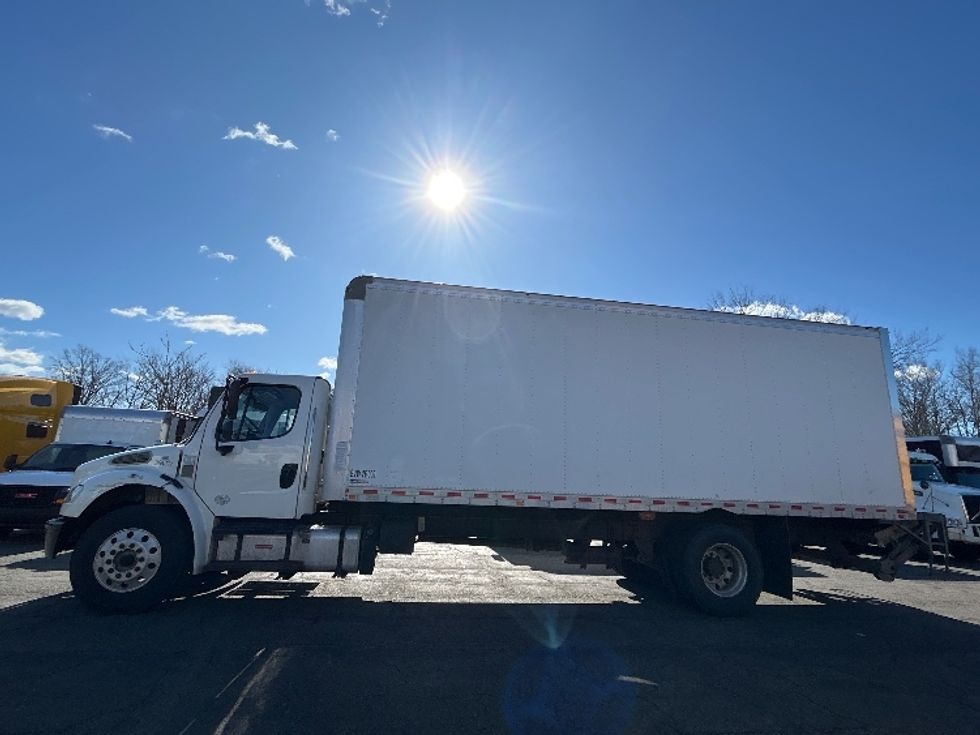 Medium Duty Box Truck-Light and Medium Duty Trucks-Freightliner-2020-M2-Parsippany-NJ-65,692\n\t\tmiles-$ 64,000 - Image 4