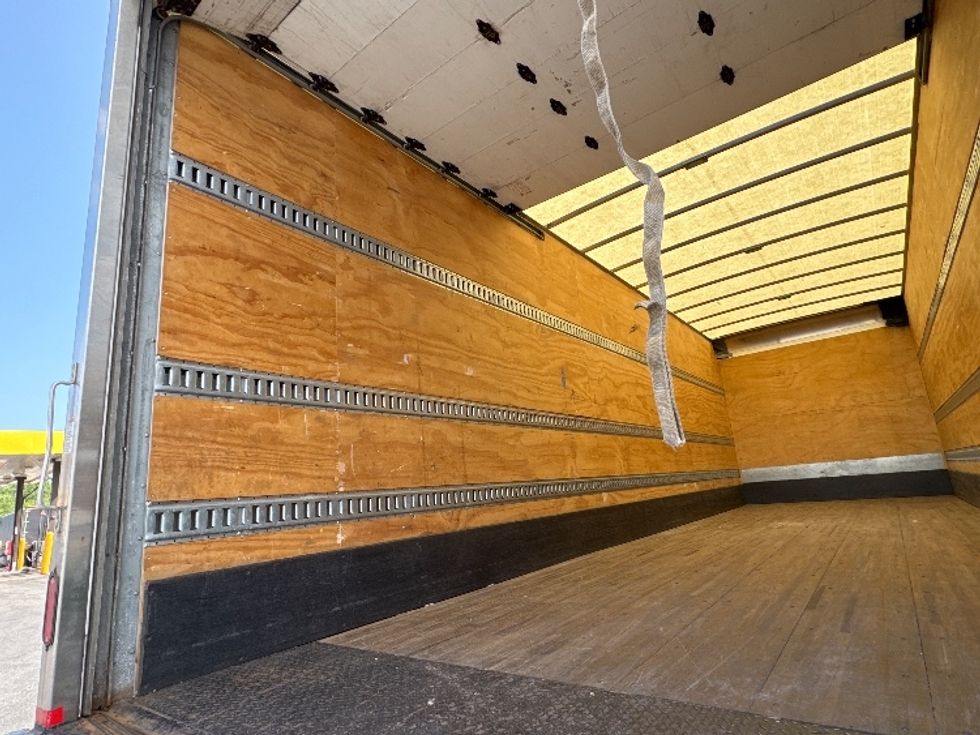 Medium Duty Box Truck-Light and Medium Duty Trucks-Freightliner-2020-M2-Parsippany-NJ-91,328\n\t\tmiles-$ 62,500 - Image 11