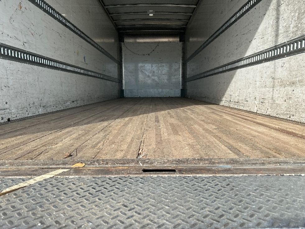Medium Duty Box Truck-Light and Medium Duty Trucks-Freightliner-2020-M2-Pasco-WA-211,139\n\t\tmiles-$ 45,250 - Image 10
