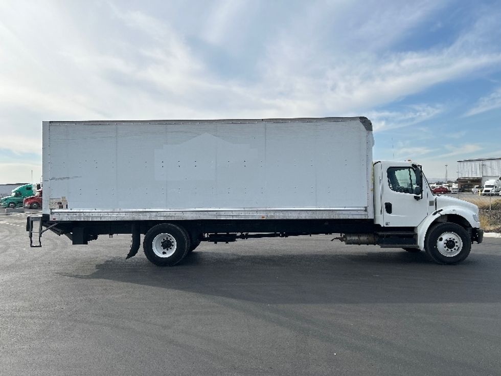 Medium Duty Box Truck-Light and Medium Duty Trucks-Freightliner-2020-M2-Pasco-WA-211,139\n\t\tmiles-$ 45,250 - Image 15