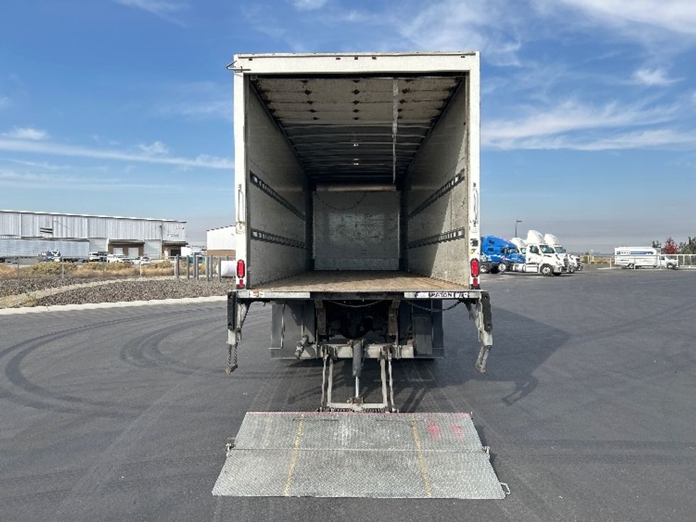 Medium Duty Box Truck-Light and Medium Duty Trucks-Freightliner-2020-M2-Pasco-WA-211,139\n\t\tmiles-$ 45,250 - Image 9
