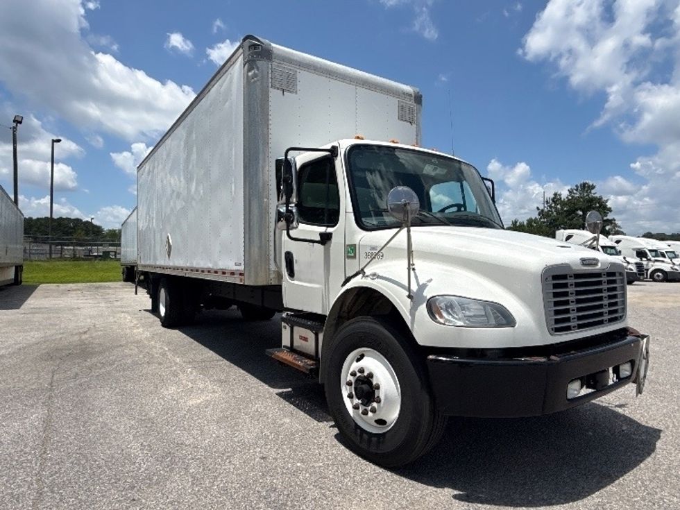Medium Duty Box Truck-Light and Medium Duty Trucks-Freightliner-2020-M2-Pell City-AL-307,001\n\t\tmiles-$ 27,250 - Image 1