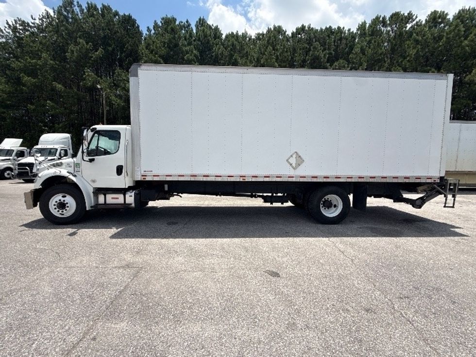 Medium Duty Box Truck-Light and Medium Duty Trucks-Freightliner-2020-M2-Pell City-AL-307,001\n\t\tmiles-$ 27,250 - Image 4