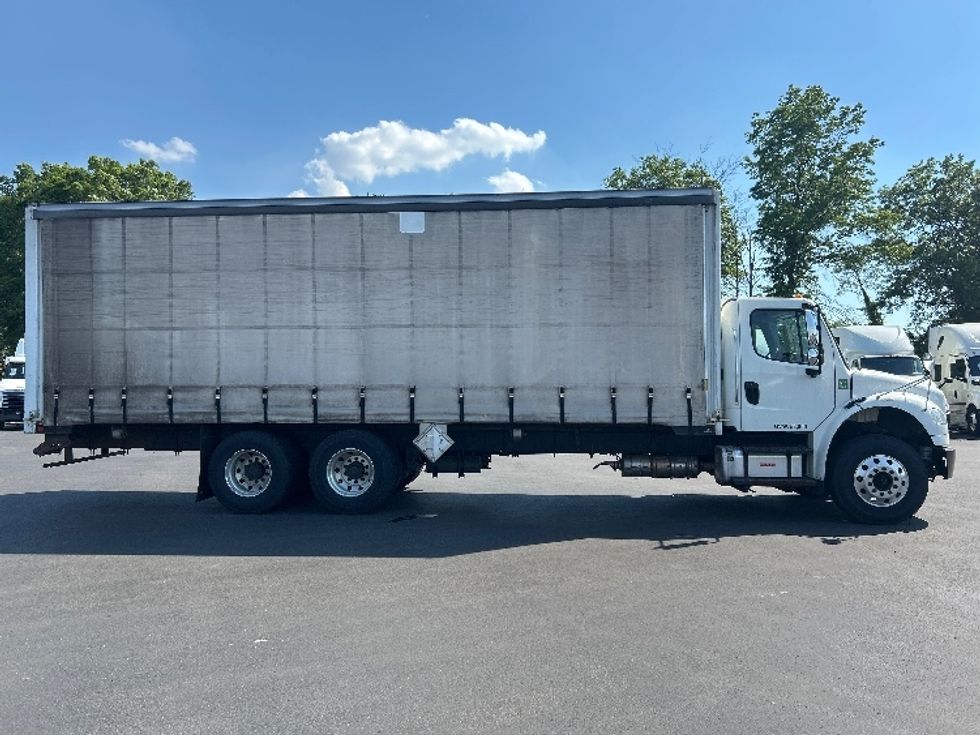 Medium Duty Box Truck-Light and Medium Duty Trucks-Freightliner-2020-M2-Pennsauken-NJ-171,761\n\t\tmiles-$ 55,500 - Image 14