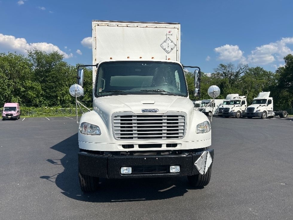 Medium Duty Box Truck-Light and Medium Duty Trucks-Freightliner-2020-M2-Pennsauken-NJ-171,761\n\t\tmiles-$ 55,500 - Image 2