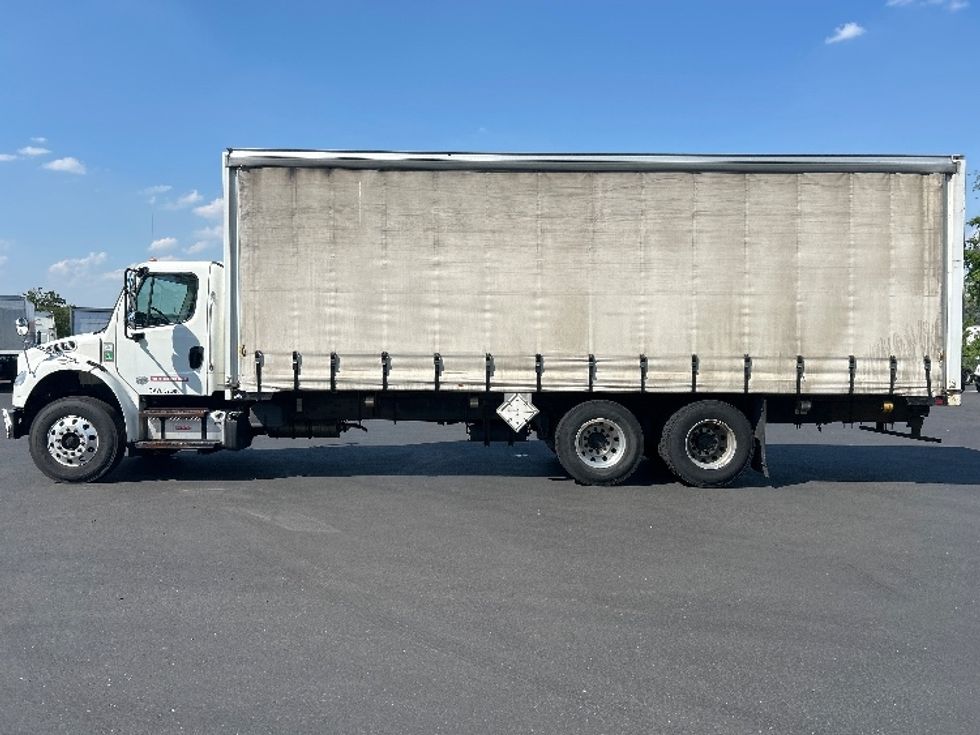 Medium Duty Box Truck-Light and Medium Duty Trucks-Freightliner-2020-M2-Pennsauken-NJ-171,761\n\t\tmiles-$ 55,500 - Image 4