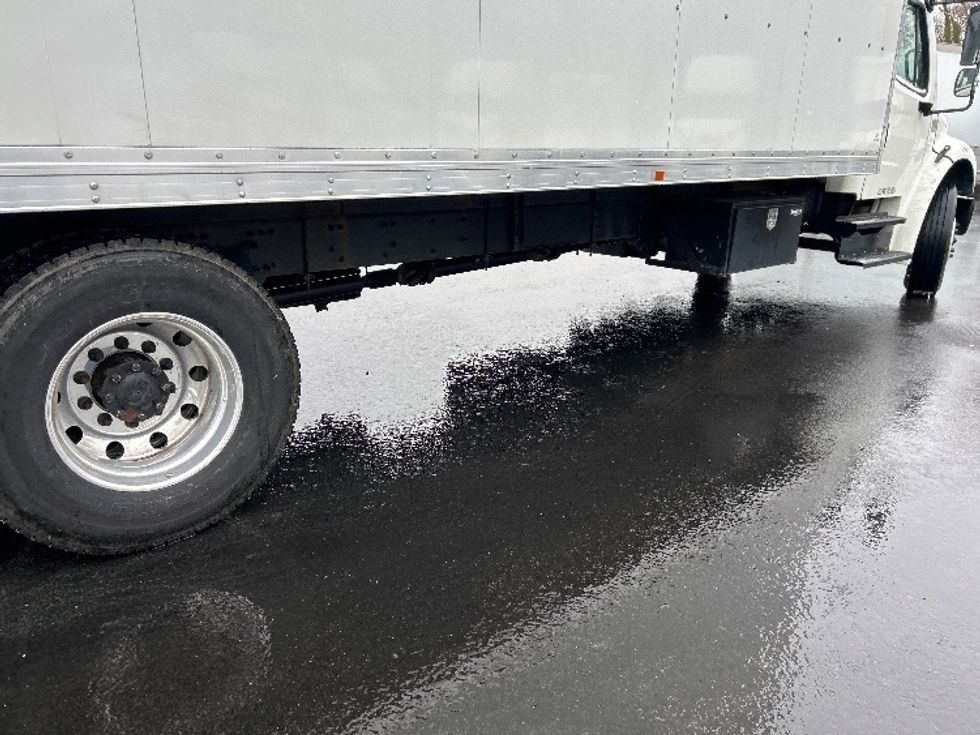 Medium Duty Box Truck-Light and Medium Duty Trucks-Freightliner-2020-M2-Pennsauken-NJ-56,100\n\t\tmiles-$ 64,500 - Image 14