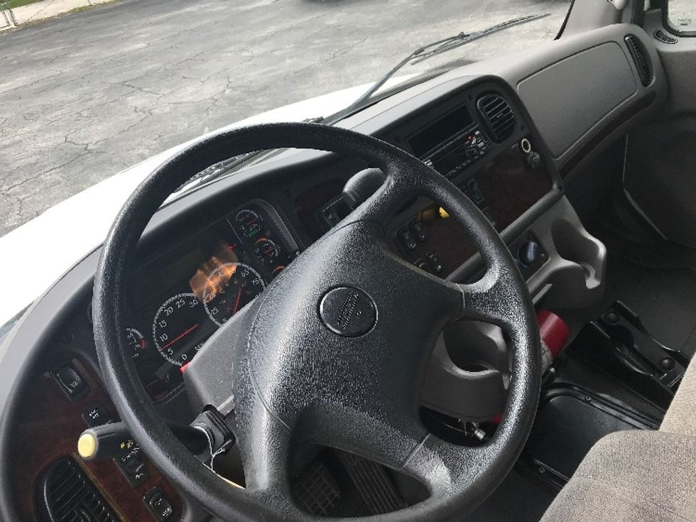 Medium Duty Box Truck-Light and Medium Duty Trucks-Freightliner-2020-M2-Pensacola-FL-112,730\n\t\tmiles-$ 55,500 - Image 17