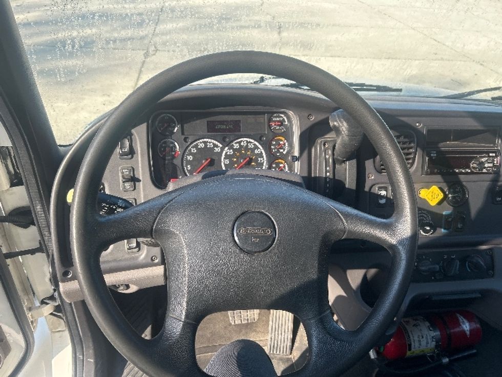 Medium Duty Box Truck-Light and Medium Duty Trucks-Freightliner-2020-M2-Pensacola-FL-128,290\n\t\tmiles-$ 56,250 - Image 17