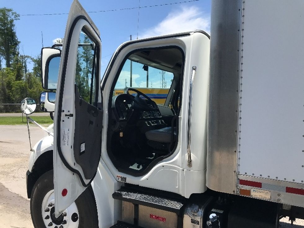 Medium Duty Box Truck-Light and Medium Duty Trucks-Freightliner-2020-M2-Pensacola-FL-166,536\n\t\tmiles-$ 58,250 - Image 15