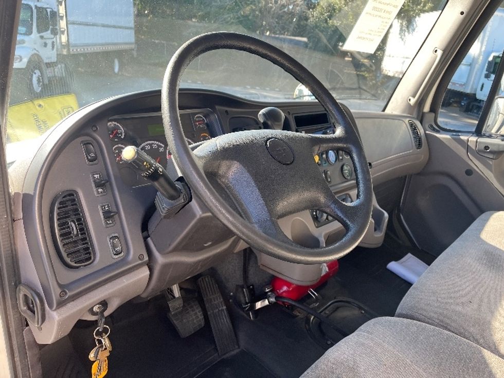 Medium Duty Box Truck-Light and Medium Duty Trucks-Freightliner-2020-M2-Pensacola-FL-35,524\n\t\tmiles-$ 70,250 - Image 17