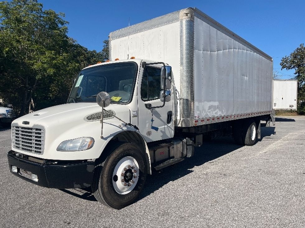 Medium Duty Box Truck-Light and Medium Duty Trucks-Freightliner-2020-M2-Pensacola-FL-35,524\n\t\tmiles-$ 70,250 - Image 3