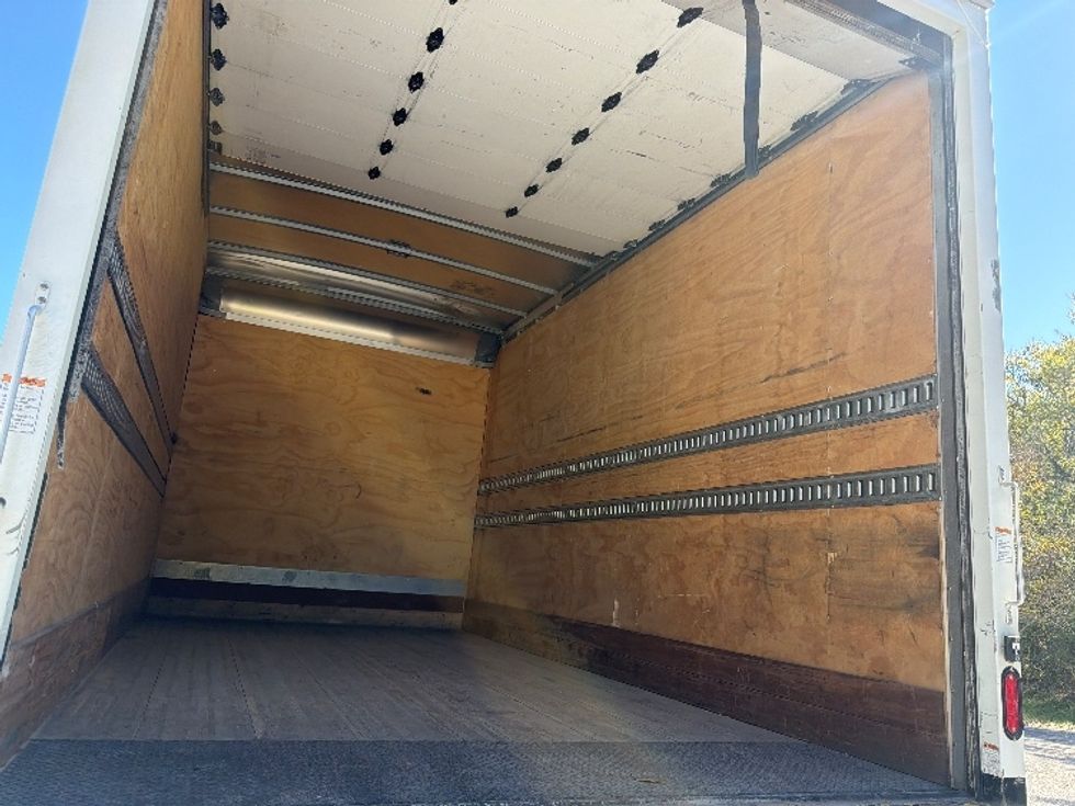 Medium Duty Box Truck-Light and Medium Duty Trucks-Freightliner-2020-M2-Pensacola-FL-71,801\n\t\tmiles-$ 57,250 - Image 12