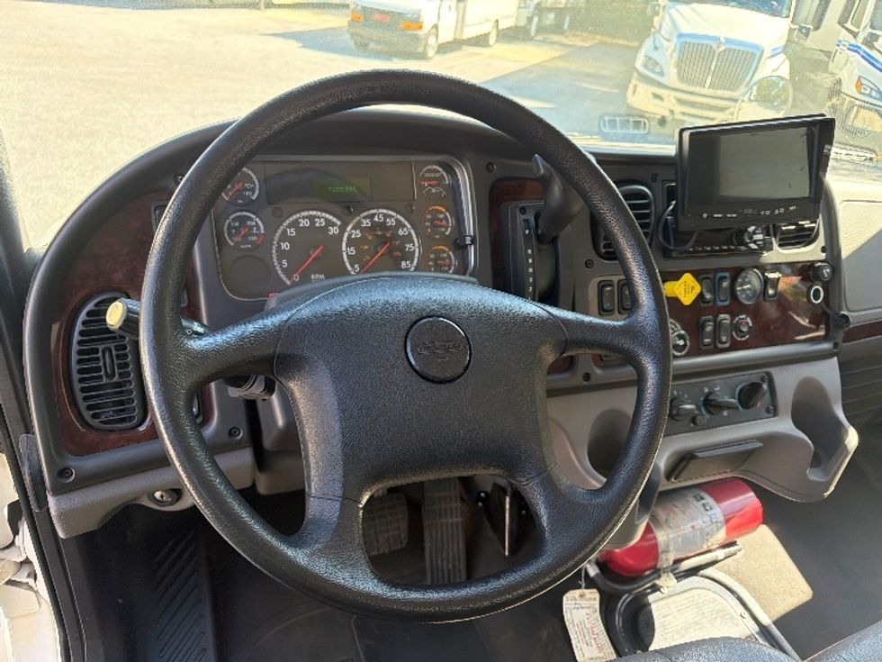 Medium Duty Box Truck-Light and Medium Duty Trucks-Freightliner-2020-M2-Pensacola-FL-71,801\n\t\tmiles-$ 57,250 - Image 17