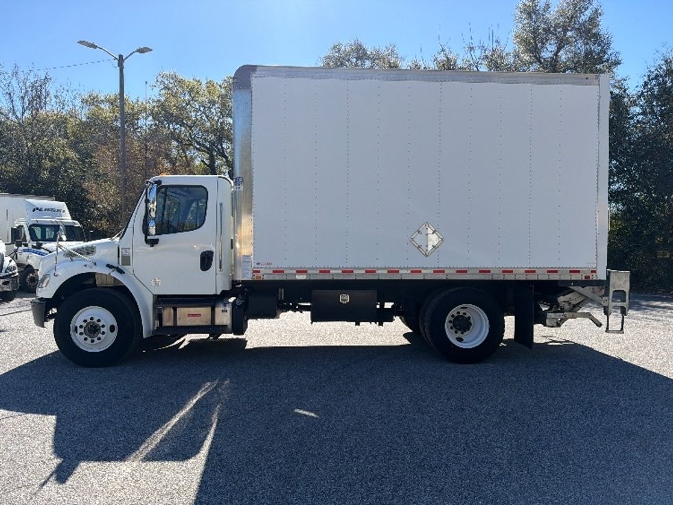 Medium Duty Box Truck-Light and Medium Duty Trucks-Freightliner-2020-M2-Pensacola-FL-71,801\n\t\tmiles-$ 57,250 - Image 4