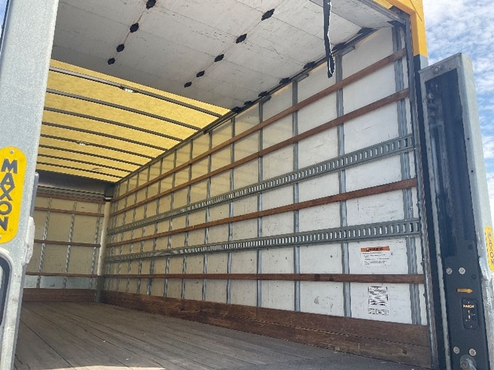 Medium Duty Box Truck-Light and Medium Duty Trucks-Freightliner-2020-M2-Phoenix-AZ-132,957\n\t\tmiles-$ 60,750 - Image 12