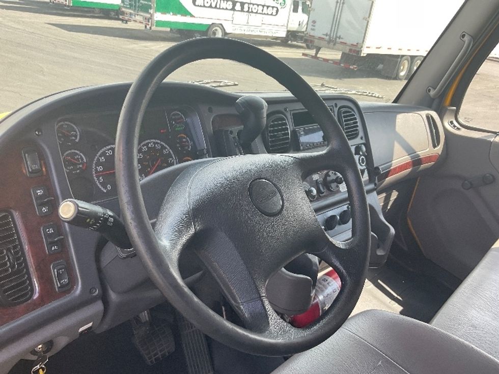 Medium Duty Box Truck-Light and Medium Duty Trucks-Freightliner-2020-M2-Phoenix-AZ-132,957\n\t\tmiles-$ 60,750 - Image 18