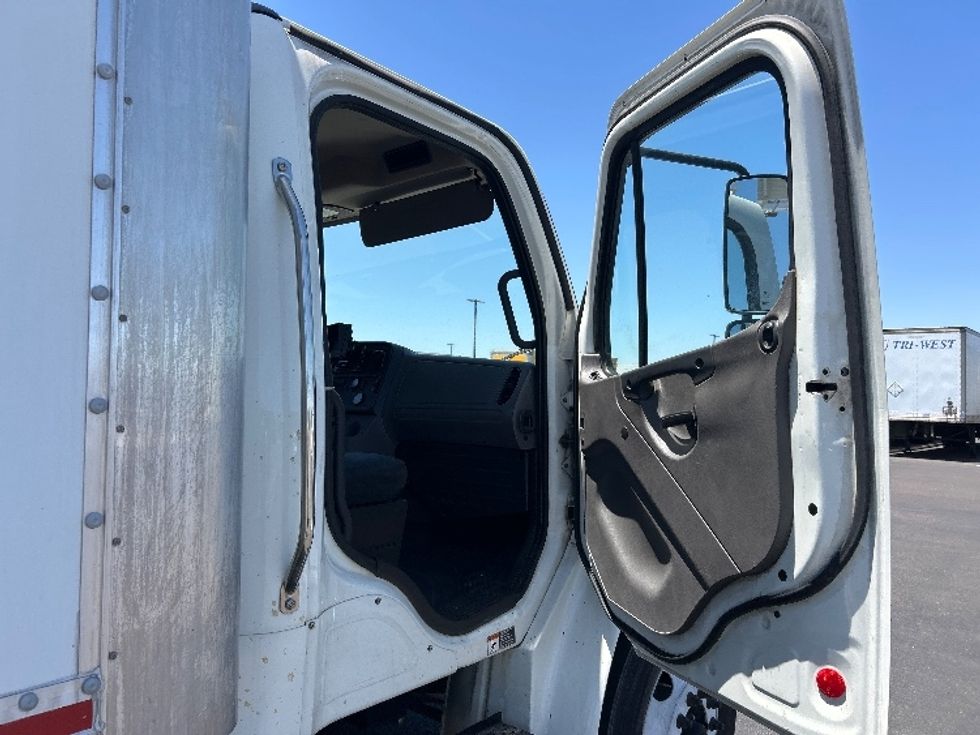 Medium Duty Box Truck-Light and Medium Duty Trucks-Freightliner-2020-M2-Phoenix-AZ-147,500\n\t\tmiles-$ 58,000 - Image 20