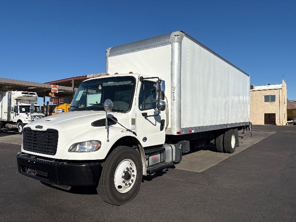 Medium Duty Box Truck-Light and Medium Duty Trucks-Freightliner-2020-M2-Phoenix-AZ-175,892\n\t\tmiles-$ 51,000 - Image 3