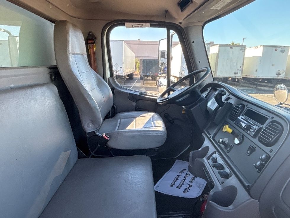 Medium Duty Box Truck-Light and Medium Duty Trucks-Freightliner-2020-M2-Phoenix-AZ-181,688\n\t\tmiles-$ 55,250 - Image 22