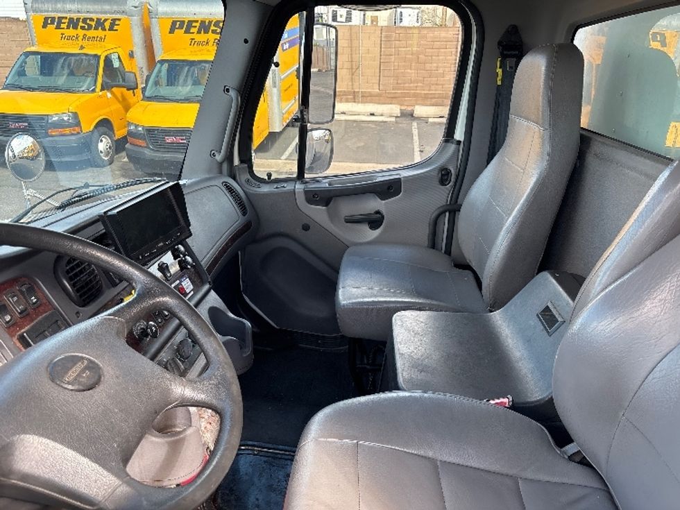 Medium Duty Box Truck-Light and Medium Duty Trucks-Freightliner-2020-M2-Phoenix-AZ-208,300\n\t\tmiles-$ 36,750 - Image 18