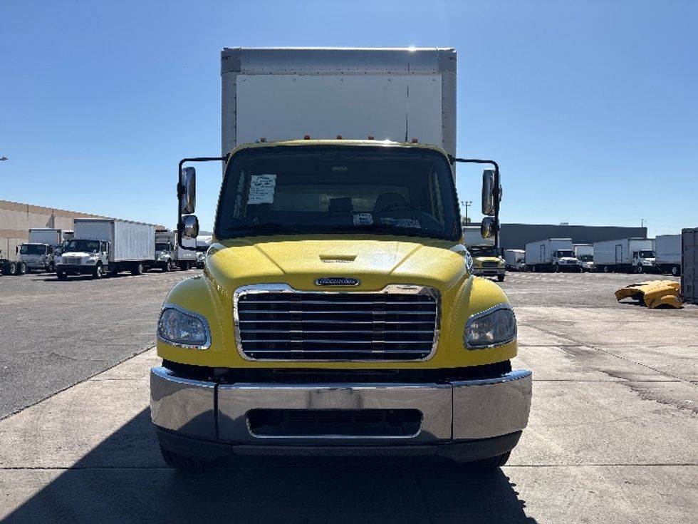 Medium Duty Box Truck-Light and Medium Duty Trucks-Freightliner-2020-M2-Phoenix-AZ-272,456\n\t\tmiles-$ 38,250 - Image 2
