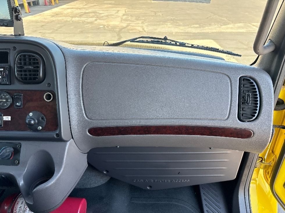 Medium Duty Box Truck-Light and Medium Duty Trucks-Freightliner-2020-M2-Phoenix-AZ-272,456\n\t\tmiles-$ 38,250 - Image 21