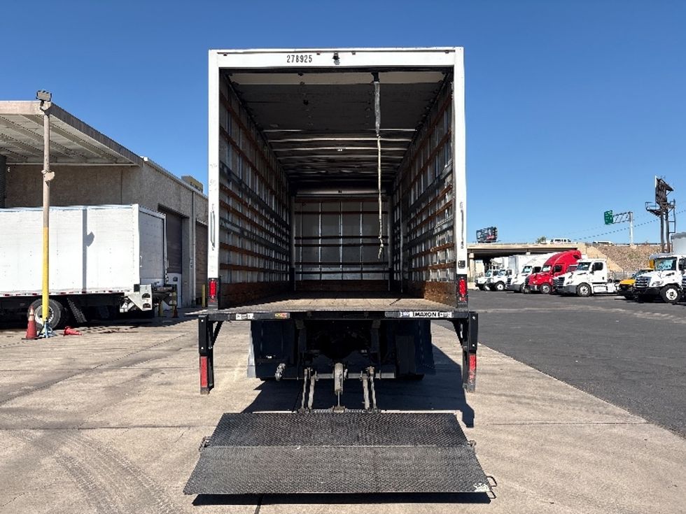 Medium Duty Box Truck-Light and Medium Duty Trucks-Freightliner-2020-M2-Phoenix-AZ-272,456\n\t\tmiles-$ 38,250 - Image 9