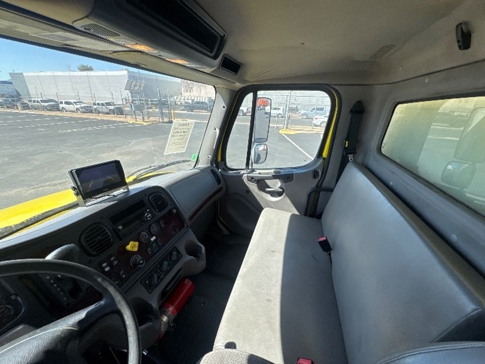 Medium Duty Box Truck-Light and Medium Duty Trucks-Freightliner-2020-M2-Phoenix-AZ-285,980\n\t\tmiles-$ 36,500 - Image 19