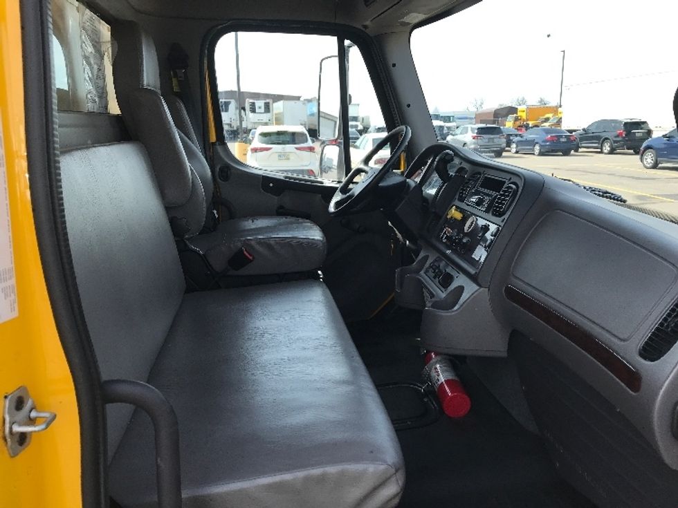 Medium Duty Box Truck-Light and Medium Duty Trucks-Freightliner-2020-M2-Piqua-OH-104,937\n\t\tmiles-$ 58,500 - Image 21