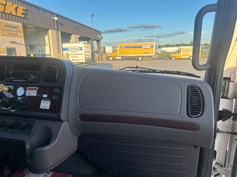 Medium Duty Box Truck-Light and Medium Duty Trucks-Freightliner-2020-M2-Piqua-OH-256,603\n\t\tmiles-$ 40,500 - Image 21
