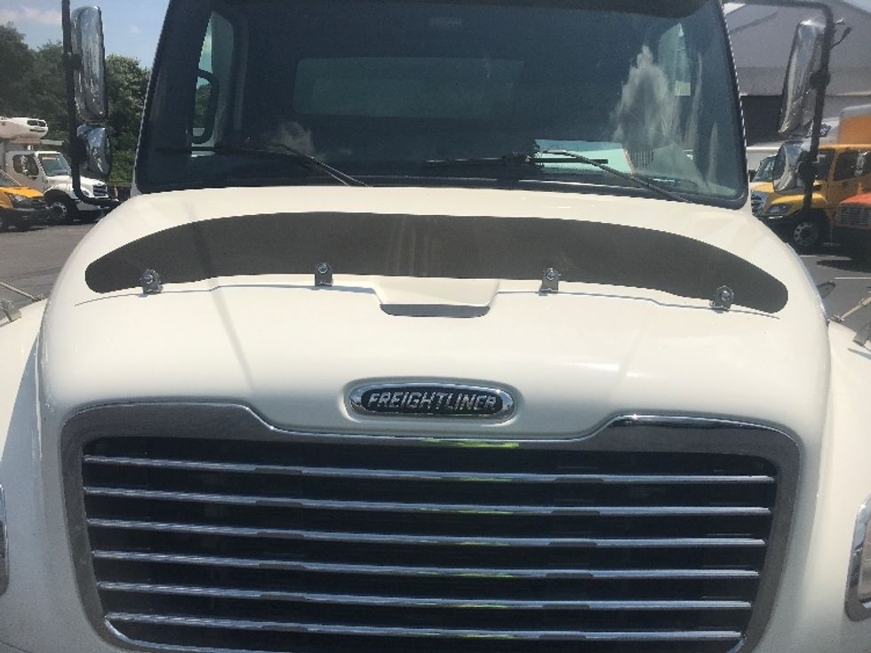 Medium Duty Box Truck-Light and Medium Duty Trucks-Freightliner-2020-M2-Pittsburgh-PA-110,005\n\t\tmiles-$ 45,000 - Image 25