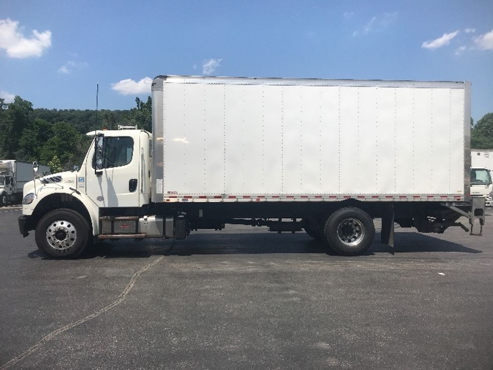 Medium Duty Box Truck-Light and Medium Duty Trucks-Freightliner-2020-M2-Pittsburgh-PA-118,344\n\t\tmiles-$ 45,250 - Image 24