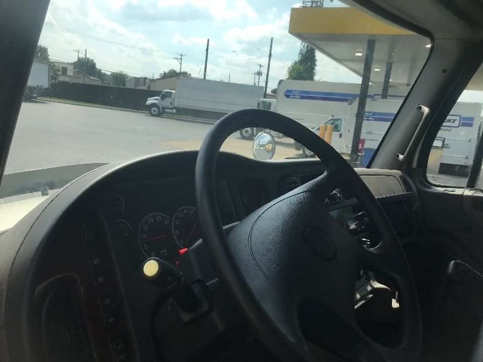 Medium Duty Box Truck-Light and Medium Duty Trucks-Freightliner-2020-M2-Pittsburgh-PA-212,913\n\t\tmiles-$ 31,250 - Image 17