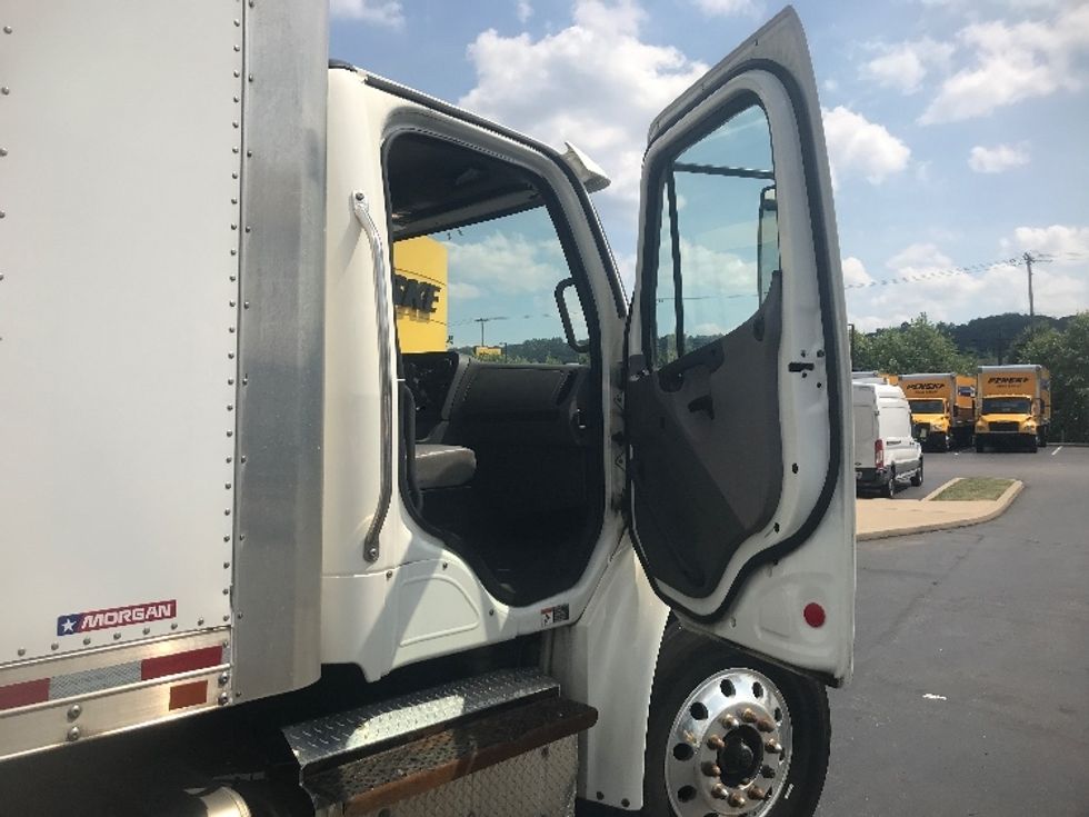 Medium Duty Box Truck-Light and Medium Duty Trucks-Freightliner-2020-M2-Pittsburgh-PA-212,913\n\t\tmiles-$ 31,250 - Image 20
