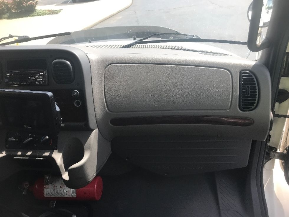 Medium Duty Box Truck-Light and Medium Duty Trucks-Freightliner-2020-M2-Pittsburgh-PA-212,913\n\t\tmiles-$ 31,250 - Image 21